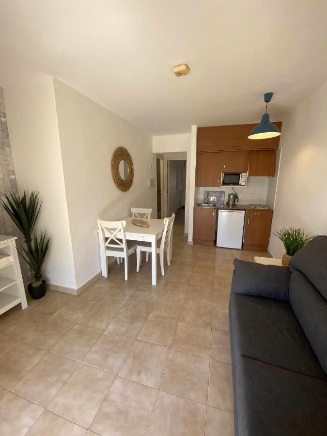 Apartamento Bajo Con Piscina Macarella Кала-эн-Бланес Экстерьер фото